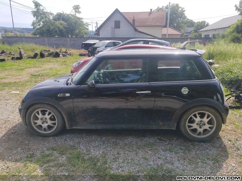 Mini  Cooper 1.6b Kompletan Auto U Delovima