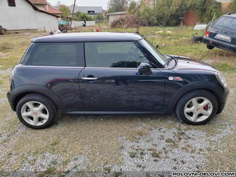 Mini  Cooper 1.6b Kompletan Auto U Delovima