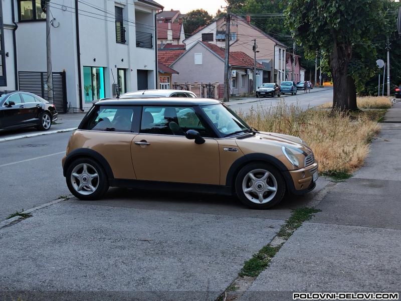 Mini  Cooper 1.6b Kompletan Auto U Delovima