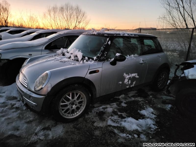 Mini  Cooper 1.6b Kompletan Auto U Delovima