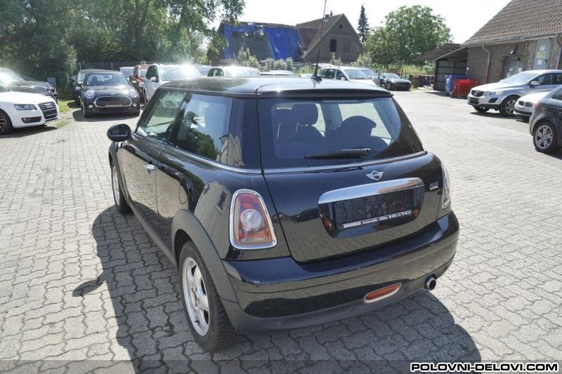 Mini  Cooper 1.6b Kompletan Auto U Delovima