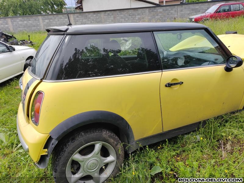 Mini  Cooper 1.6b Kompletan Auto U Delovima
