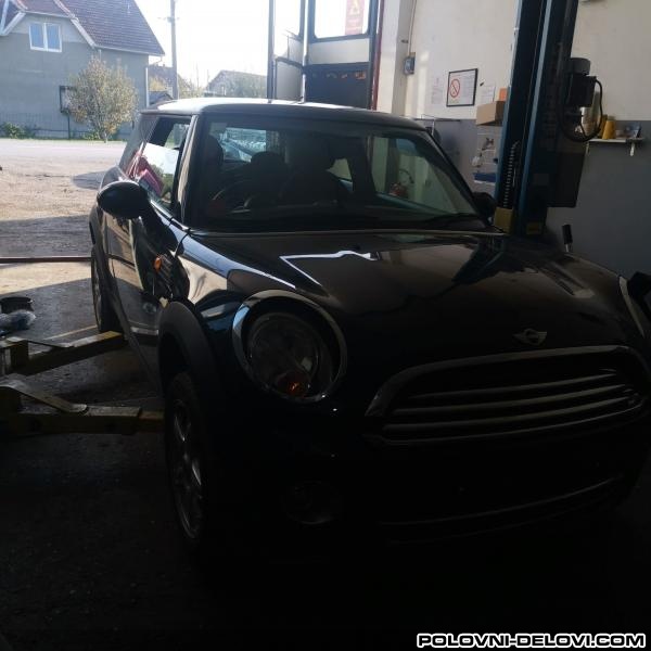 Mini  Cooper 1.6d Kompletan Auto U Delovima