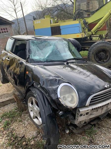 Mini  Cooper  Kompletan Auto U Delovima