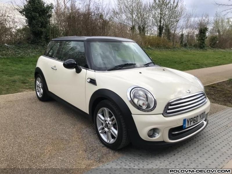 Mini  Cooper  Kompletan Auto U Delovima