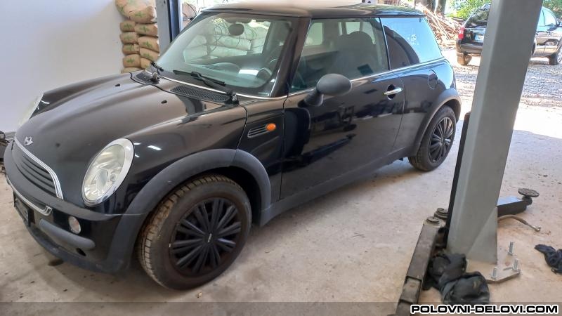 Mini  Cooper  Kompletan Auto U Delovima