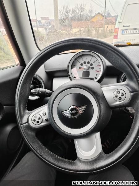 Mini  Cooper R56 Kompletan Auto U Delovima