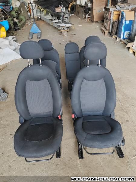 Mini  Countryman SEDISTA Kompletan Auto U Delovima