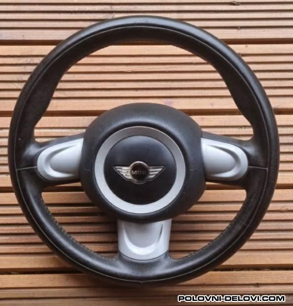 Mini  One Volan Enterijer