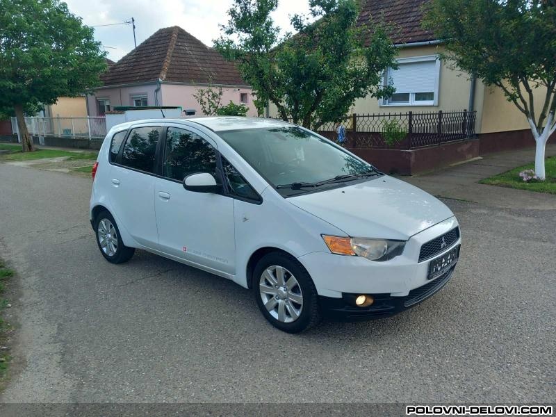 Mitsubishi  Colt 1.3 Kompletan Auto U Delovima