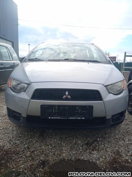 Mitsubishi  Colt  Kompletan Auto U Delovima