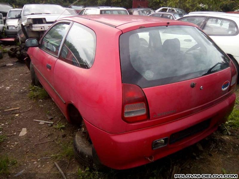 Mitsubishi  Colt  Kompletan Auto U Delovima