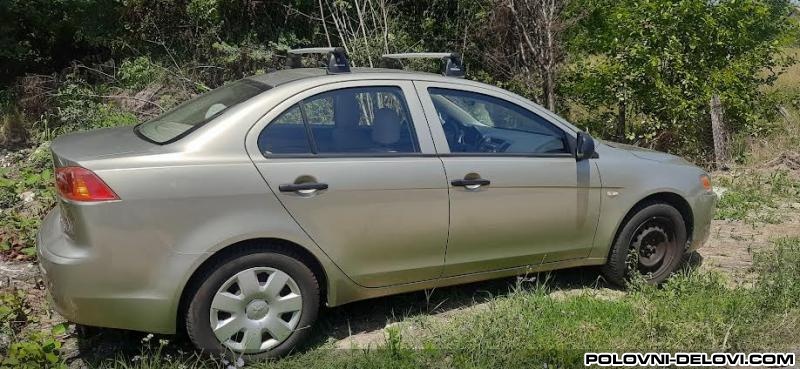 Mitsubishi  Lancer  Kompletan Auto U Delovima