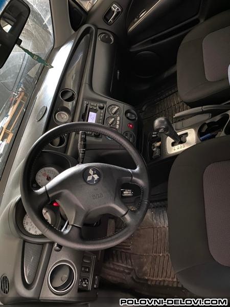 Mitsubishi  Outlander 2.4 I Enterijer