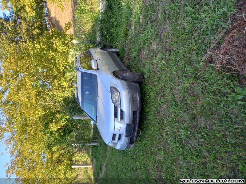 Mitsubishi  Outlander 2.4 Kompletan Auto U Delovima