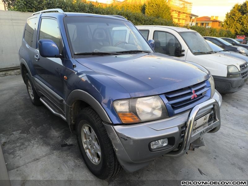 Mitsubishi  Pajero  Kompletan Auto U Delovima