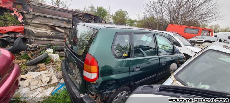 Mitsubishi  Space Star Polovni Delovi Kompletan Auto U Delovima