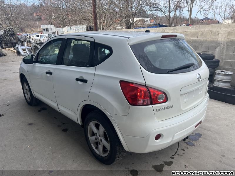 NISSAN QASHQAI 2.0 DCI 4X4 