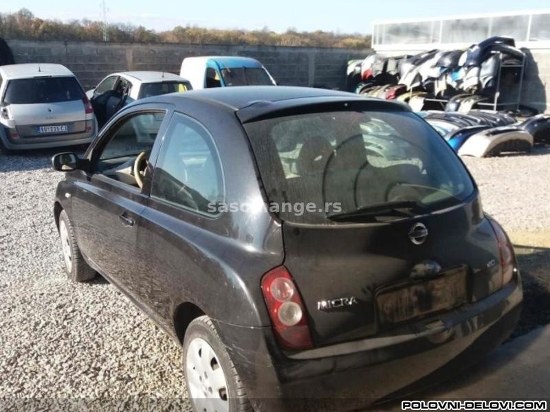 Nissan  Micra  Enterijer