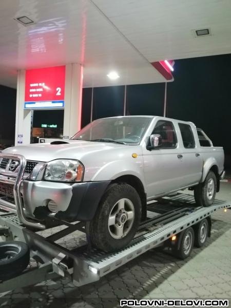 Nissan  Navara  Kompletan Auto U Delovima