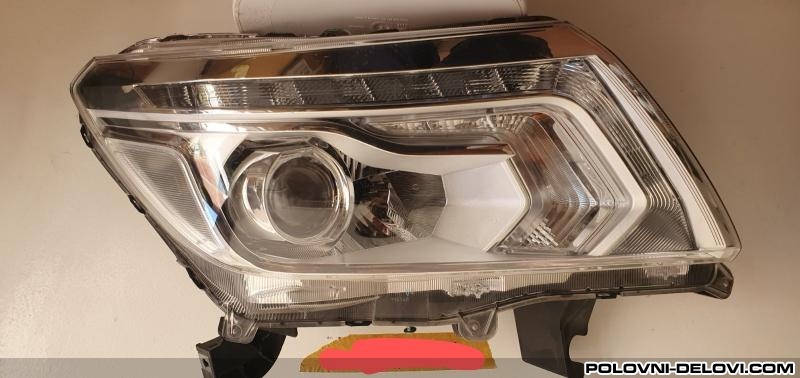 Nissan  Navara Nisan Nevara Svetla I Signalizacija