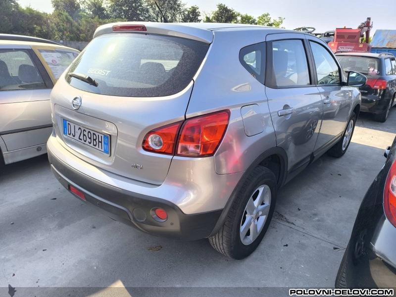 Nissan  Qashgai 1.5  Dci  Desno Stop Svetlo 07-10