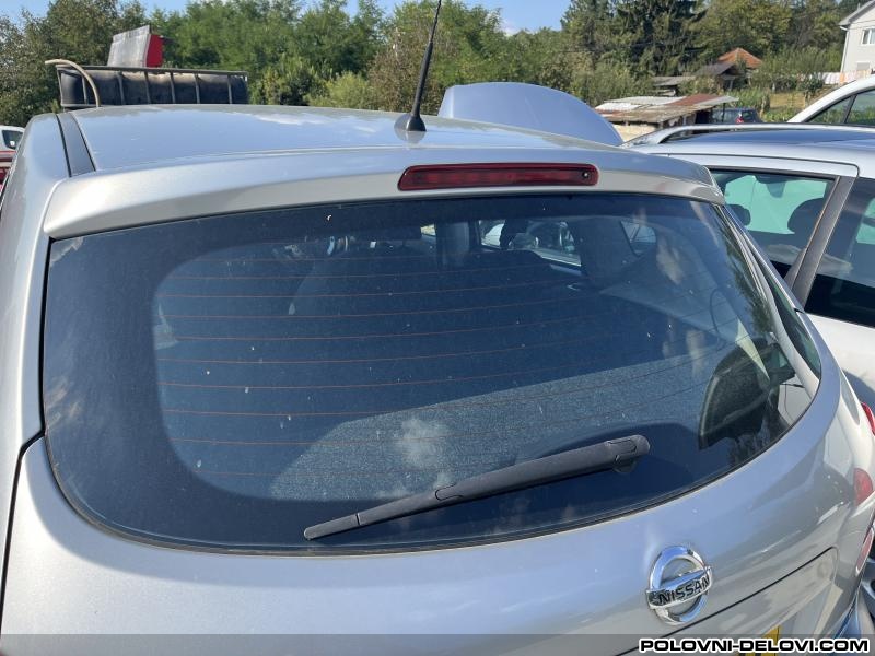 Nissan  Qashgai Roletna U Gepeku  Enterijer