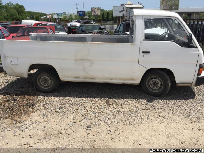 Nissan Urvan Kompletan Auto U Delovima