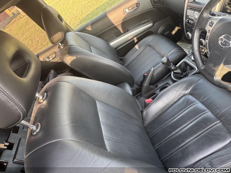 Nissan  X-Trail T31 Audio