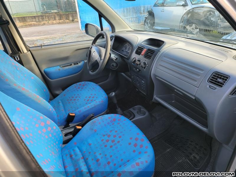 Opel  Agila 1.0b Kompletan Auto U Delovima
