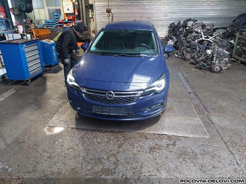 Opel  Astra 1.6 CDTI Kompletan Auto U Delovima