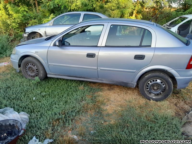 Opel  Astra 2.0 DTl Kompletan Auto U Delovima