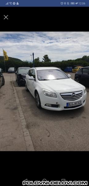 Opel  Astra Astra J Kompletan Auto U Delovima