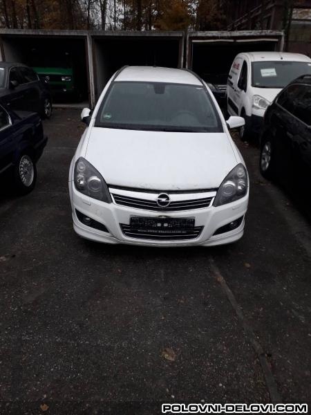 Opel  Astra Corsa C-d Meriva  Kompletan Auto U Delovima