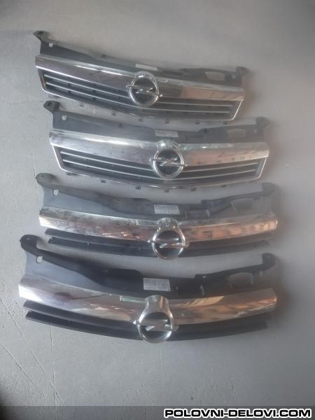 Opel  Astra  Enterijer