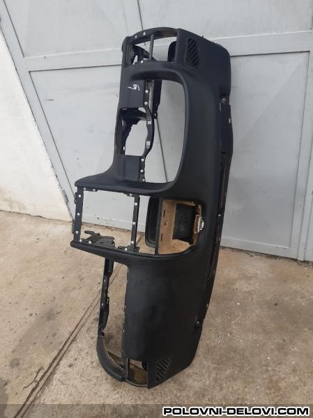 Opel  Astra  Enterijer
