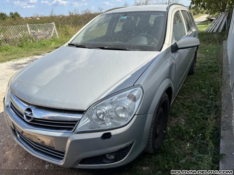 Opel  Astra Far Levi Desni Svetla I Signalizacija