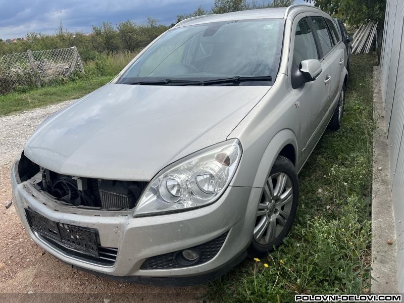 Opel  Astra Far Levi Desni Svetla I Signalizacija