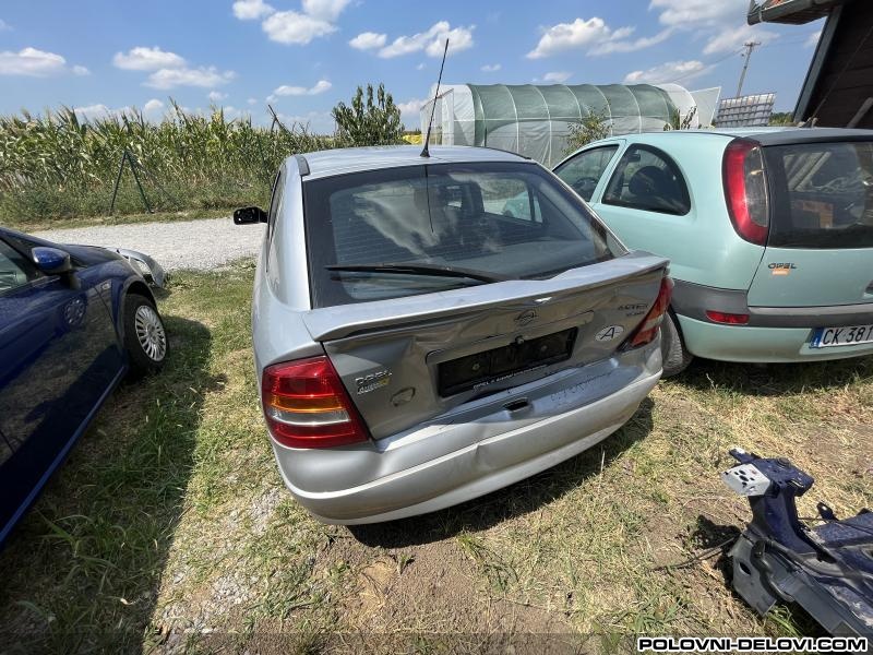 Opel  Astra G Z147 Gepek Vrata Karoserija