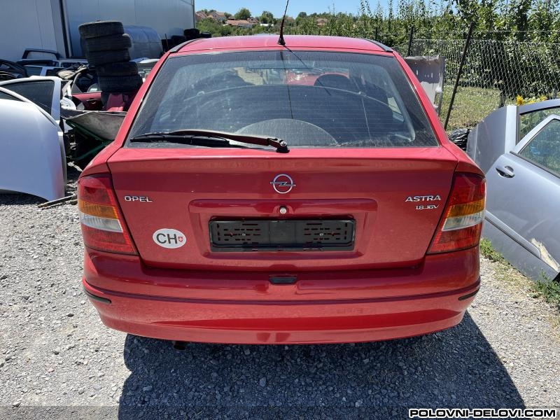 Opel  Astra G Z547 Zadnji Branik Karoserija