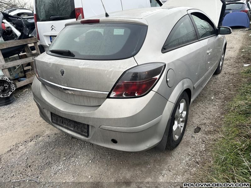 Opel  Astra GTC Kompletan Auto U Delovima