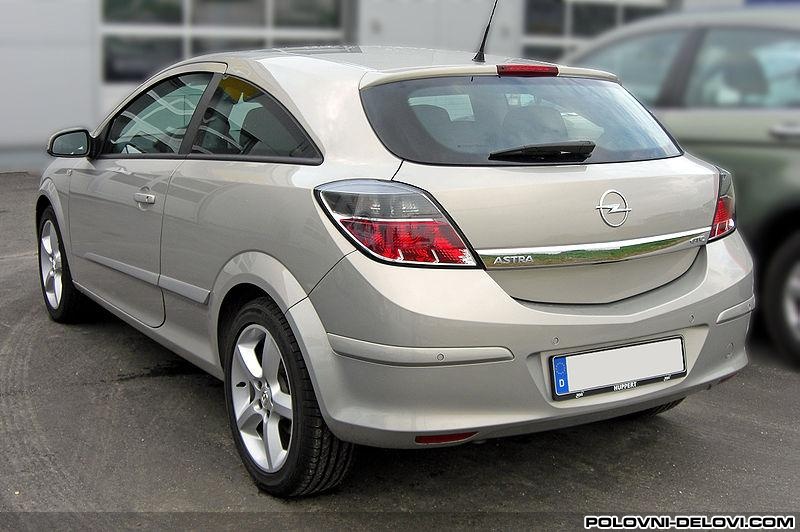 Opel  Astra Gepek Staklo Stakla