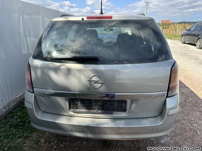 Opel  Astra Gepek Vrata Karoserija