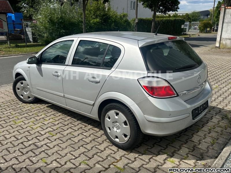 Opel  Astra H 1.3 Cdti 66kw 6brz Kompletan Auto U Delovima