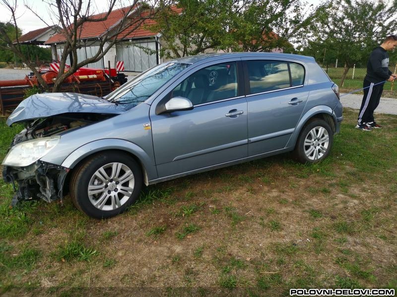 Opel  Astra H 1.7cdti 74kw  Kompletan Auto U Delovima