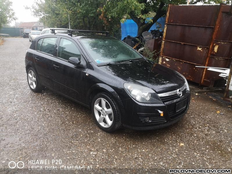 Opel  Astra H 1.7cdti  Kompletan Auto U Delovima
