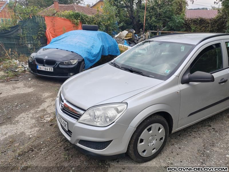 Opel  Astra H 1.7cdti  Kompletan Auto U Delovima