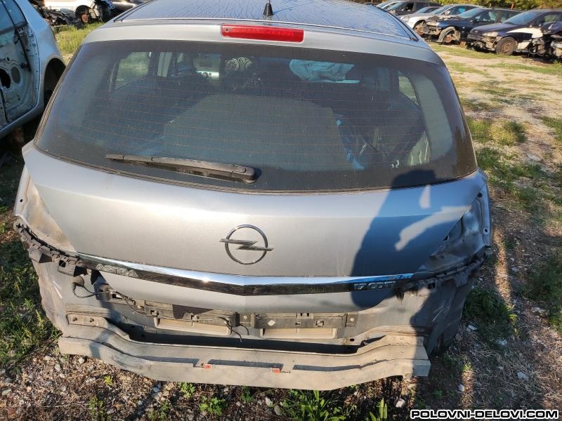 Opel  Astra H 1.7cdti Kompletan Auto U Delovima