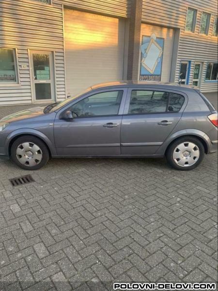 Opel  Astra H 1.9 C D T I  Kompletan Auto U Delovima
