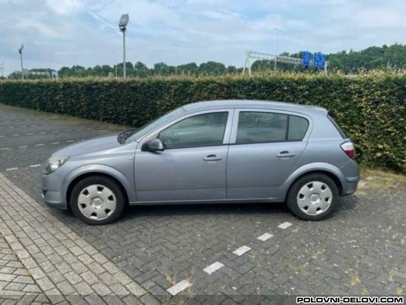 Opel  Astra H 1.9cdti Kompletan Auto U Delovima